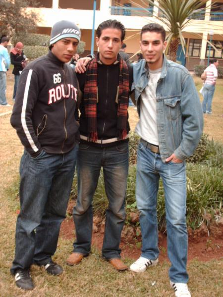 c moi avec mes amis yassine et aziz l9roda